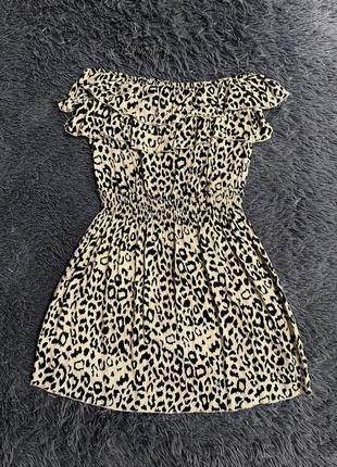 Літня сукня з леопардовим принтом