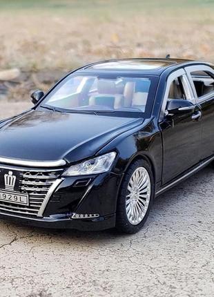 Машинка колекційна toyota crown моделька металева іграшка1 фото