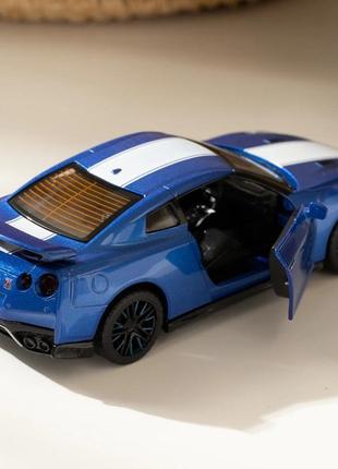 Инерционная металлическая моделька nissan gt-r (r35) 50th anniversary edition 1:325 фото