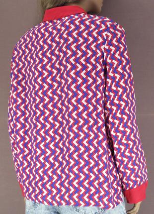 Яркая вискозная блузка "marks & spencer" с геометрическим принтом, uk 14/eur 42.4 фото