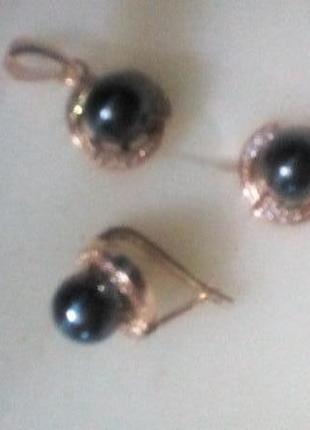 Набір сережки та кулон з імітацією чорних перлів, ювелірна біжутерія👍2 фото