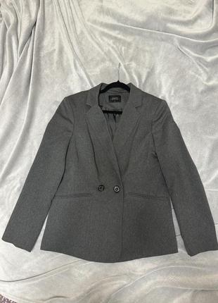 Сірий піджак6 фото