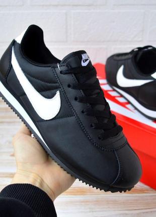 Nike cortez чорні з білим, шкіра нейлон кросівки найк кортез кросовки1 фото