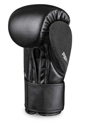 Боксерские перчатки phantom riot pro black 16 унций (бинты в подарок) pro_40003 фото