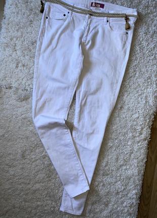Белоснежные джинсы/скини fit & sqin  made in bangladesh 🇧🇩  размер 31
