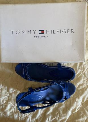 Легендарный tommy hilfiger