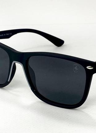 Окуляри сонцезахисні чоловічі rayban метелики в пластиковій матовій оправі