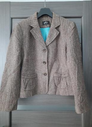 Піджак сюртук напіввовна розмір 18