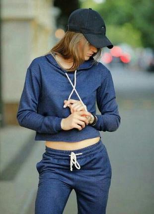 Костюм, скорочений топ кроп