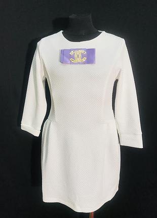 Белоснежное нарядное платье от дизайнера на модниц 5-9 лет