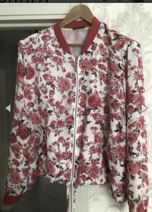 Стильная куртка бомбер. р 52