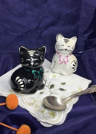 Сувенирный набор для специй «милые котики» соль и перец фарфор н4318   керамика известна с глубокой