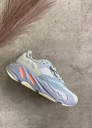 Женские кроссовки 
adidas yeezy 7007 фото