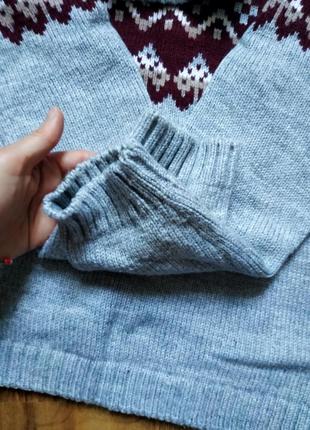 Тёплый вязаный свитер со скандинавским узором.4 фото