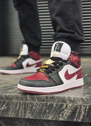 Кросівки nike air jordan 1 mid se4 фото