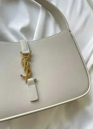 Сумка yves saint laurent hobo glattleder в идеальном состоянии