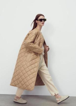 Пальто стьобане з екошкіри zara.