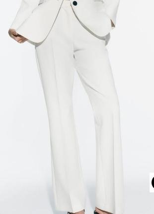 Штани кльош zara. чорні