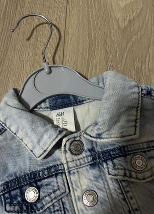 Куртка джинсовка джинсова сорочка h&m 9-12 місяців весняна джинсовка2 фото