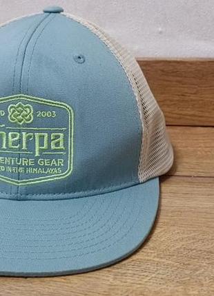 Кепка sherpa adventure gear sahar trucker hat