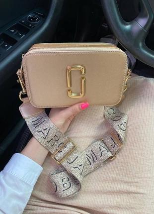 Marc jacobs gold