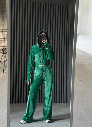 Костюм прогулянковий