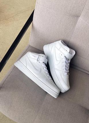 Nike air force high white високі кросівки у базовому білому кольорі.5 фото