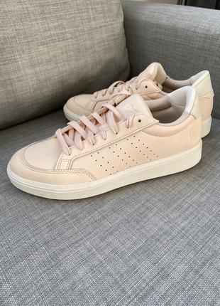Кросівки adidas BOOST / жіночі кросівки adidas