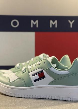 Tommy jeans снікерcи tjw retro basket ess en0en02505 зелений3 фото