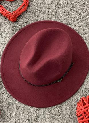 Шляпа федора унисекс с устойчивыми полями classic бордовая (марсала)4 фото