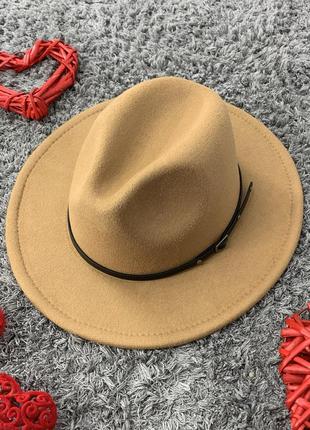 Шляпа федора унисекс с устойчивыми полями classic бежевая