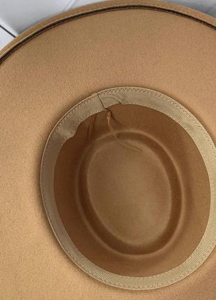 Шляпа гамблер канотье унисекс с широкими полями 9,5 см и ремешком lucky бежевая4 фото