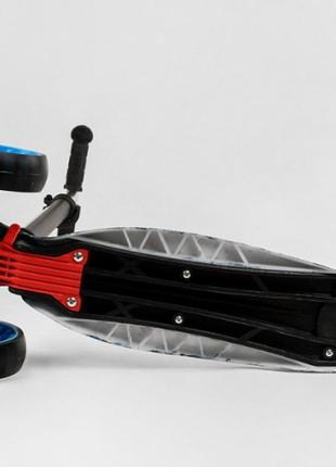 Дитячий триколісний самокат best scooter maxi s 10881 синій з черепами4 фото