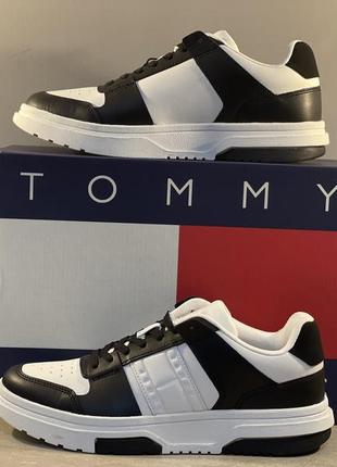 Tommy jeans снікерcи tjm leather cupsole 2.0 em0em01352 black/ecru bds3 фото