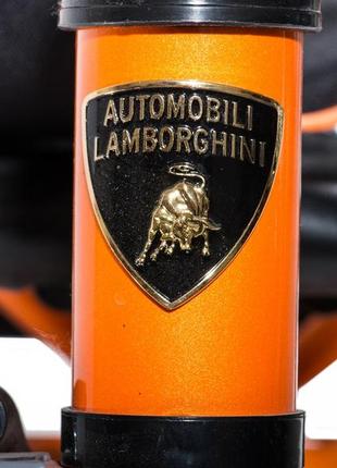 Детский трехколесный велосипед lamborghini 2000 or колеса на пене, фара, ключ зажигания8 фото