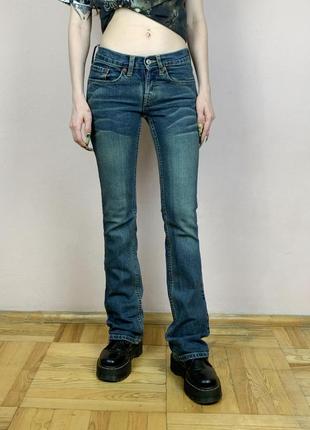 Вінтажні джинси levis на низькій посадці, y2k, кльош.2 фото