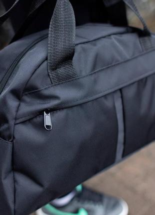 Міні спортивна сумка nike чорна є в асортименті різні бренди3 фото