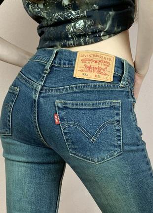 Вінтажні джинси levis на низькій посадці, y2k, кльош, пожовклий відтінок.3 фото