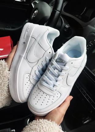 Женские кроссовки nike air force 1 белые