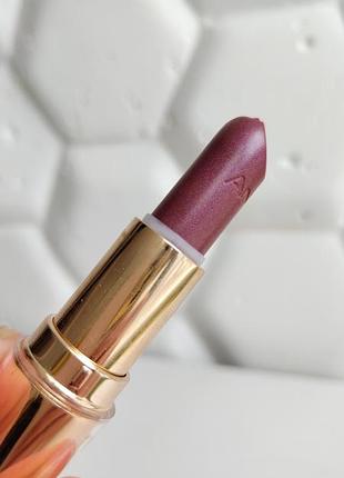 Помада для губ от эйвон avon anew iridescent plum
