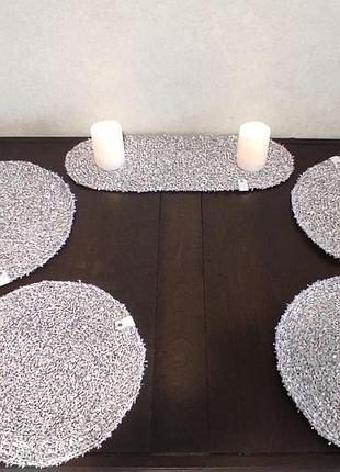 Білий набір серветок для сервірування та декору столу