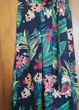 Яскраві літні штани