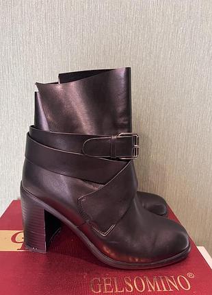 Ботільйони на підборах