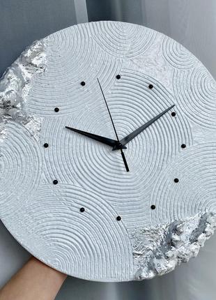 Белые настенные часы с текстурной пастой+поталь, настенный декор handmade1 фото
