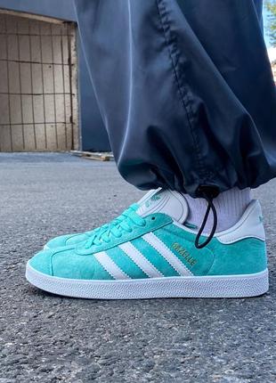 Жіночі кросівки adidas gazelle mint | smb