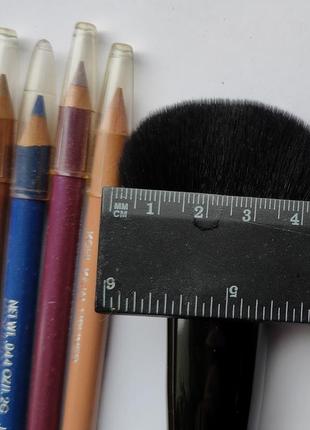 Большая кисть для румян мальва + 5 карандашей