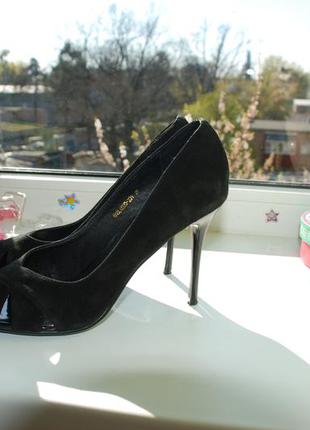Кожаные туфли с открытым носком фирмы golderr3 фото
