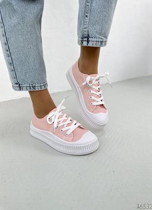 Рожеві пудрові текстильні кросівки кеди кєди на білій ребристій підошві з білим...