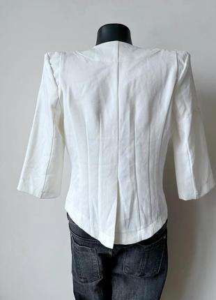 Белый пиджак ad lib накидка блейзер с рукавом три четверти4 фото