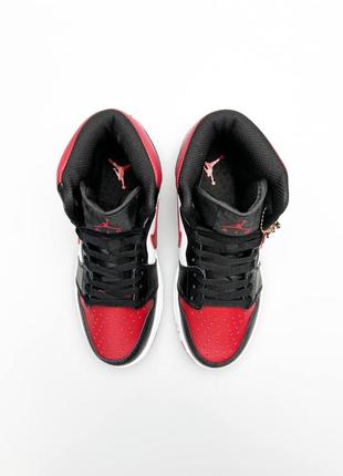 Nike air jordan 1 белые с черным и бордовым5 фото